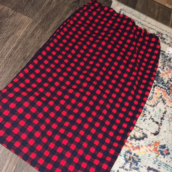 Cute checkered said cropped top jacket and a pencil skirt - Picture 5 of 6